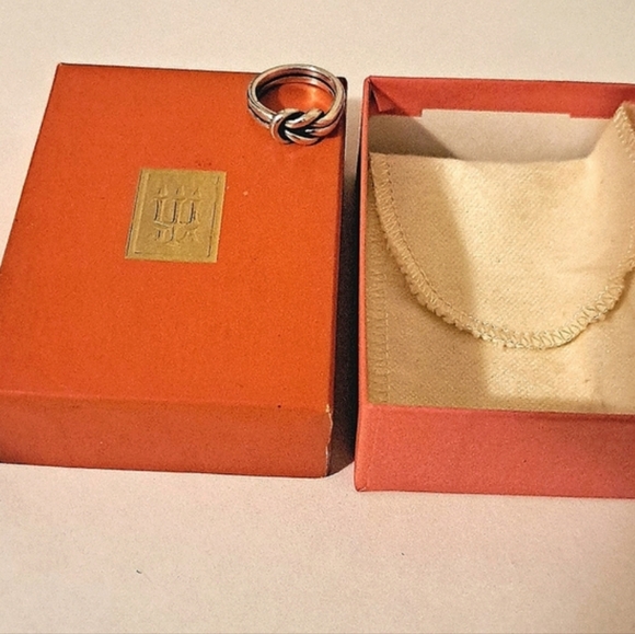 James Avery Retired Lovers Knot 925 Sterling Silver Ring - Picture 7 of 7